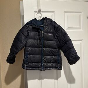 Patagonia boys down navy puffy coat xs 5-6 **signs of use